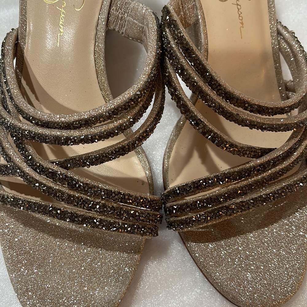 Sandals - Picture 4 of 4